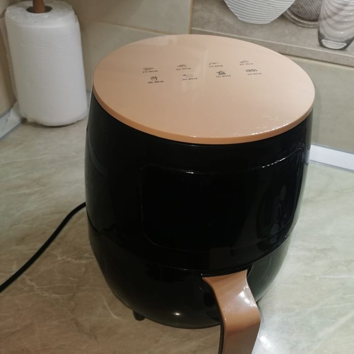 Air Fryer Nou-Nefolosit