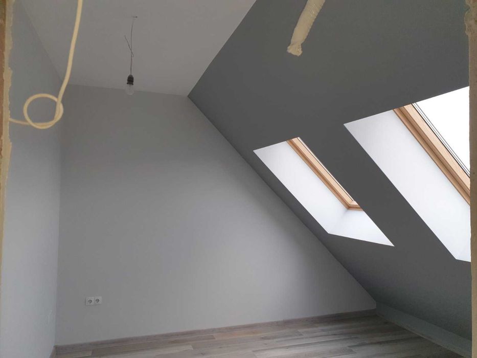 Продава се Тристаен апартамент в София, Център - 83 кв.м за 2392 €/кв.м - Снимка #2