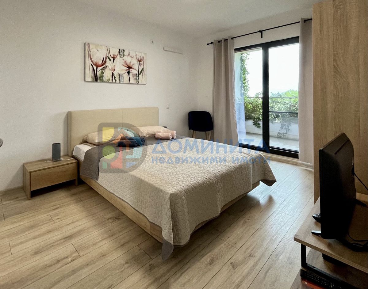 Продава се Къща в с. Лозенец, Област Бургас - 220 кв.м за 1910 €/кв.м - Снимка #15