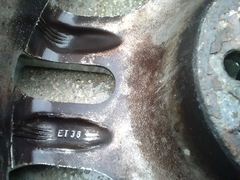 Оригинални алуминиеви джанти от Ауди 5x100 15"