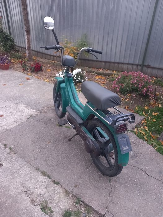 Vand piaghio în stare foarte bună de funcționare