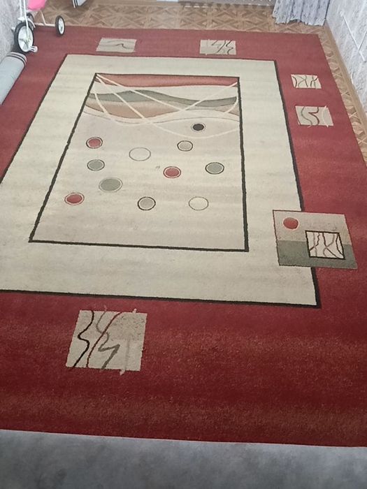 Продается б/у ковер