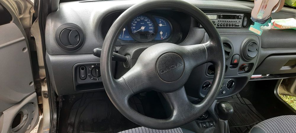 Se vinde Dacia Solenza