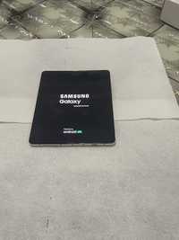 Samsung z fold 4 nou