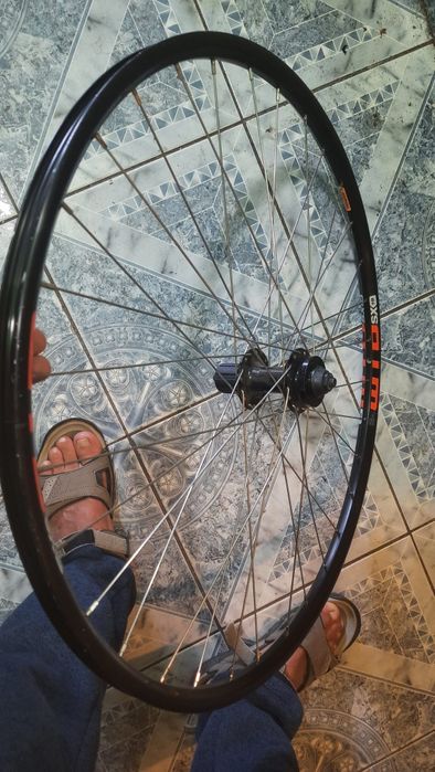 Vând roata spate MTB 29"