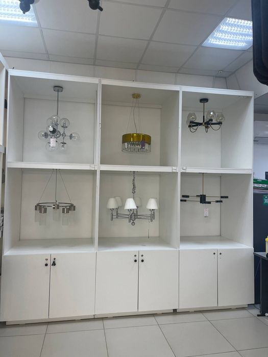 Продам шкаф для витрины, белый