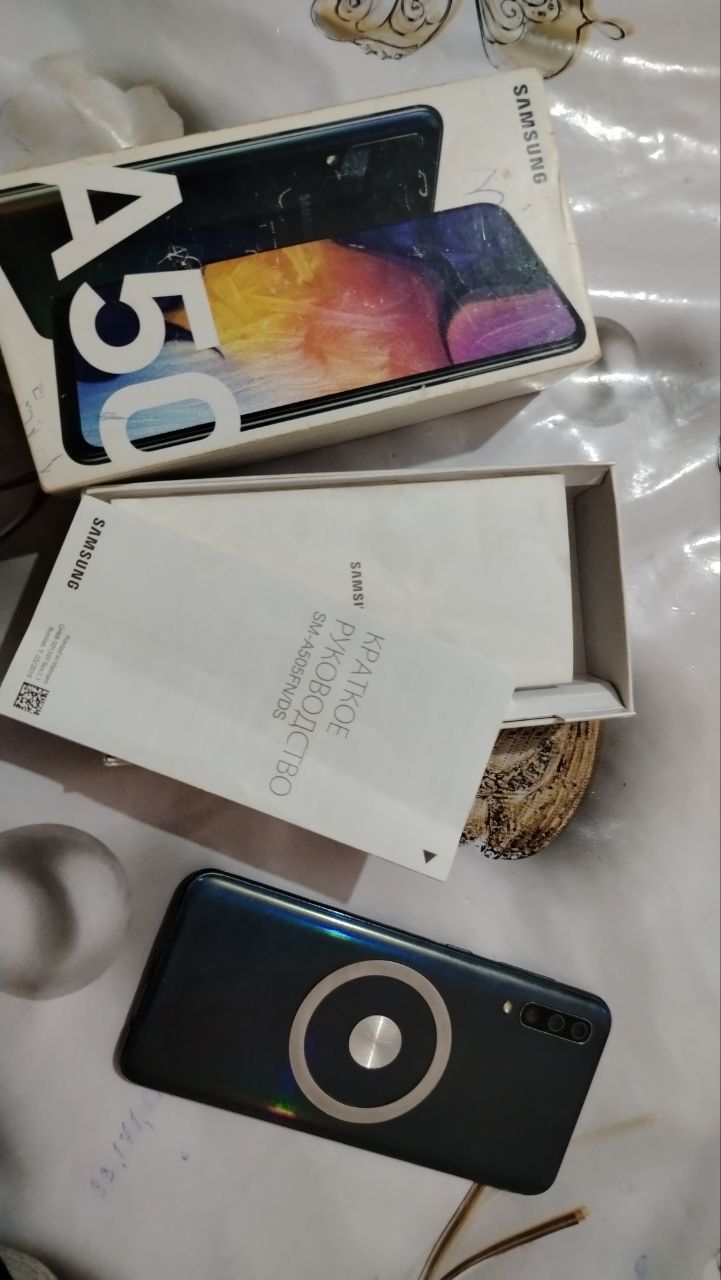 Samsung A50 4/64
