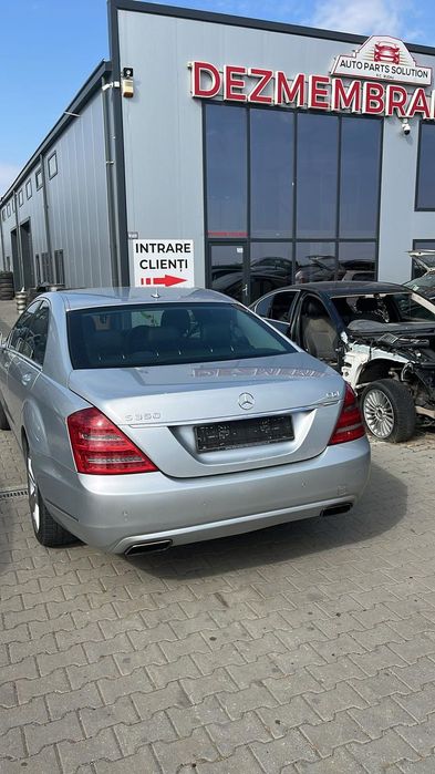 Dezmembram Mercedes-Benz S350 cdi din 2012