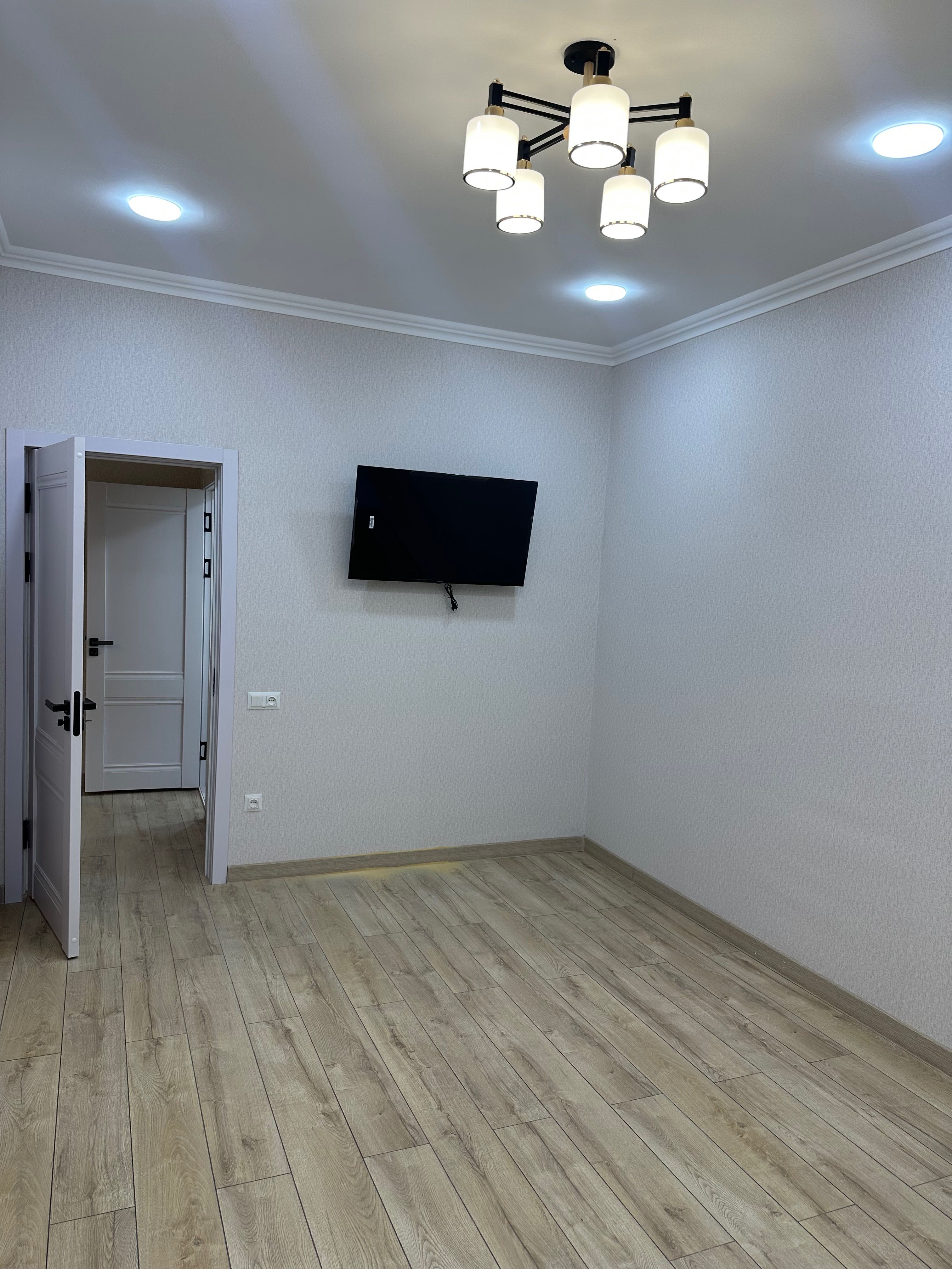 Сдается в аренду 2комнатная 66кв м квартира, метро НОВЗА 2/6/7