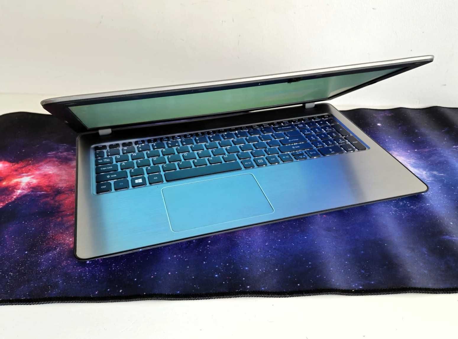 Acer Aspire F5-573G 15,6" FHD i5-7200U Nvidia GeForce 950MX 256 GB SSD