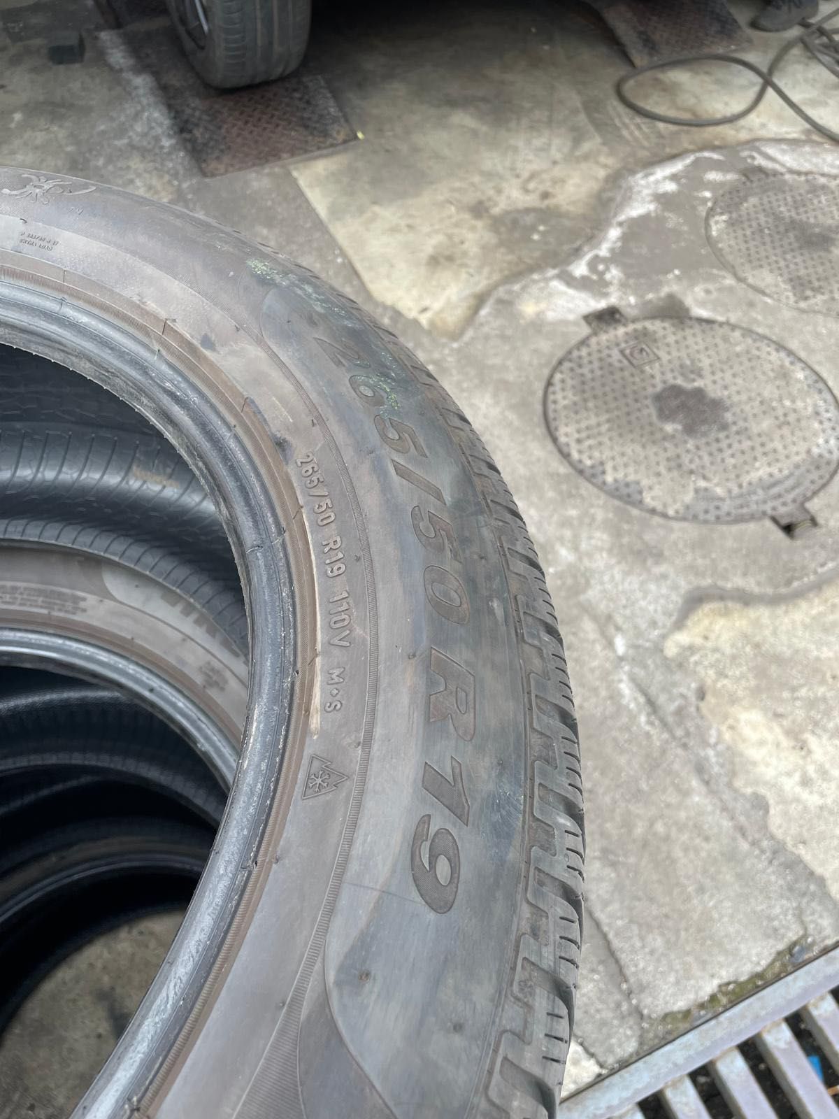 Vând set 4 anvelope Pirelli Scorpion 265/50 R19 – DOT 2022