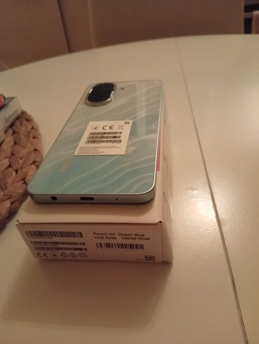 Redmi A5, 128/4+4, нов, светлосин