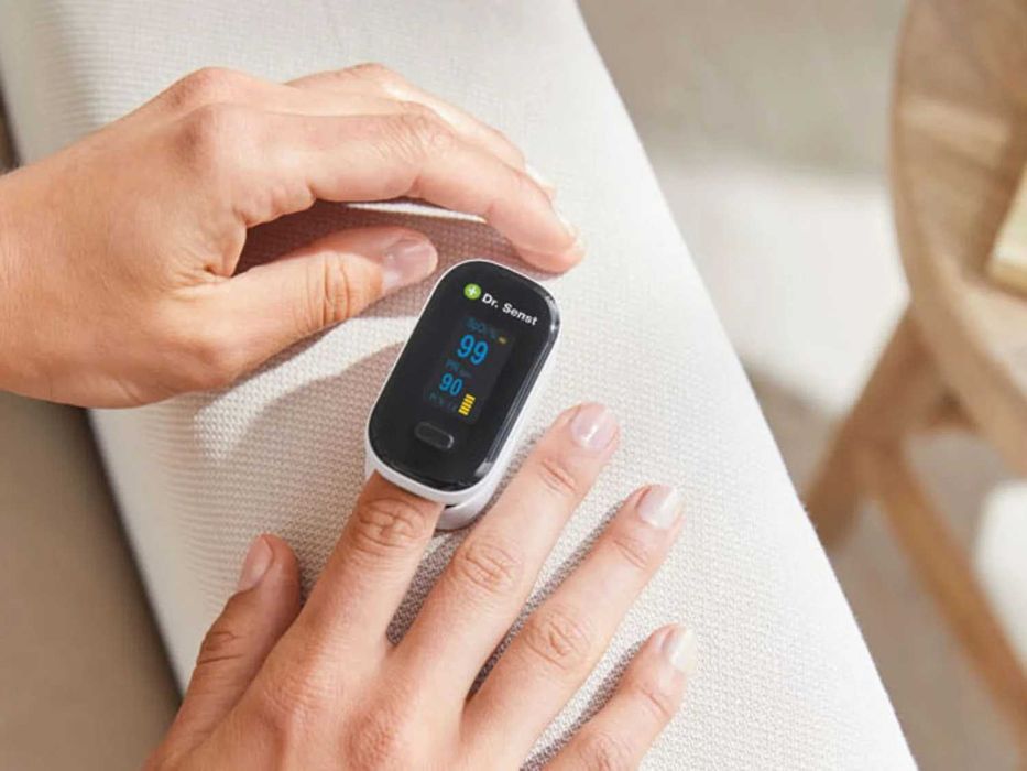 Pulsoximetru Senst YK-80B , nou, sigilat, realizat in Germania