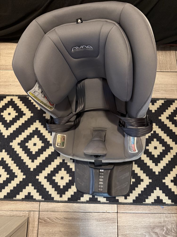 Scaun auto copii NUNA