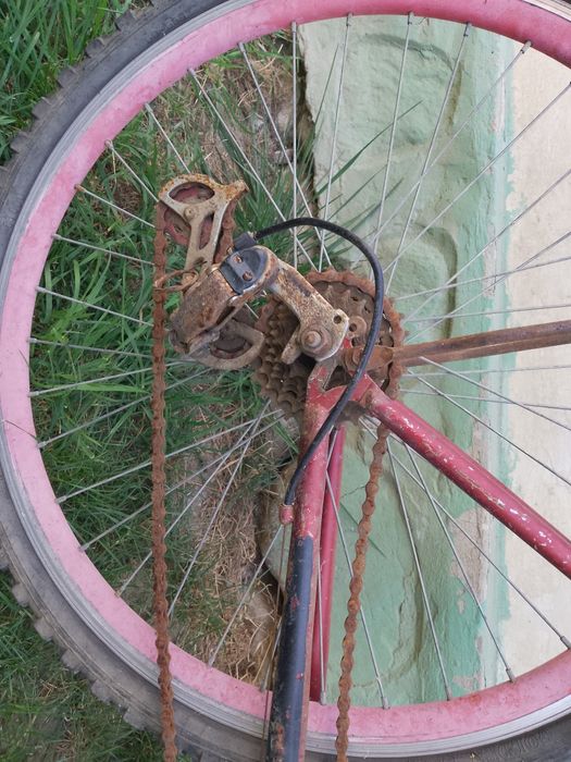 Bicicletă pentru piese