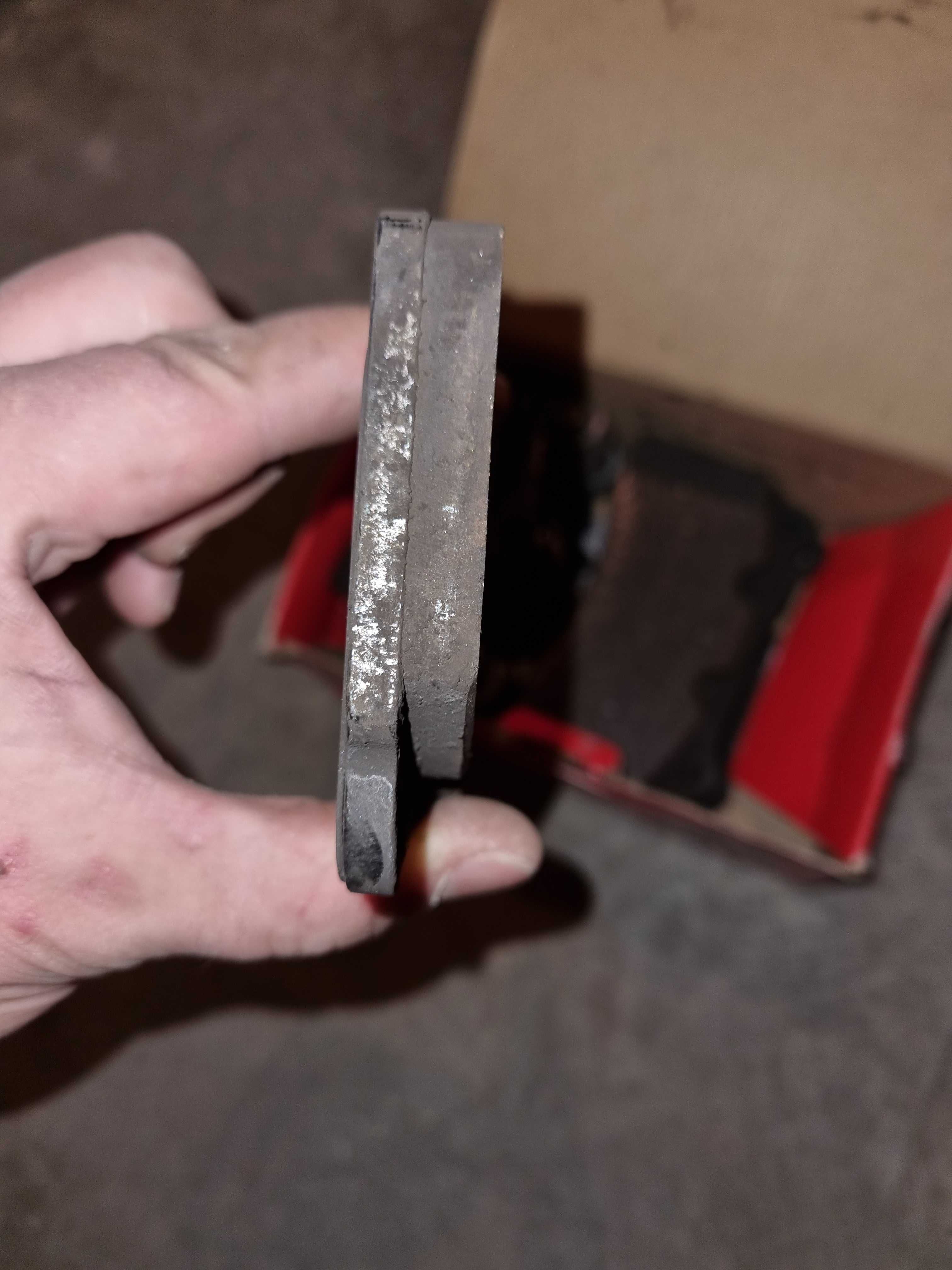 Комплект 4 бутални апарати Brembo с накладки за  Q7, Тouareg, Сayenne