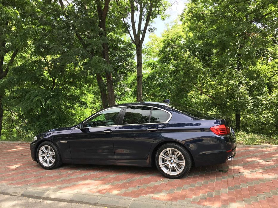 BMW Seria 5 F10 Automat |Albastru Imperial Metalizat| Piele Maro| 2012