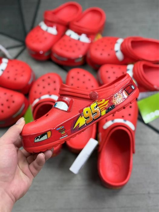 Crocs чехли Lightning Mcqueen