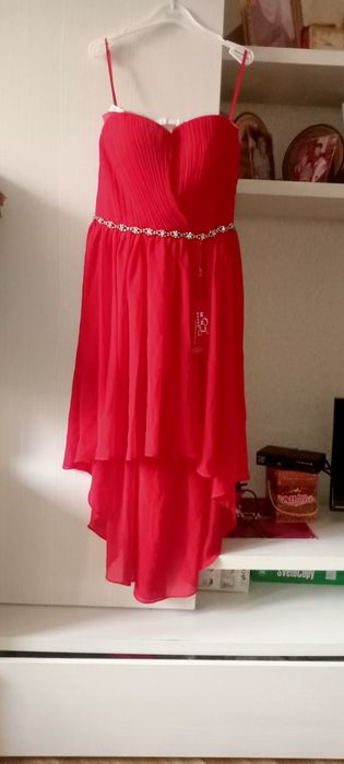 Платье новое нарядное