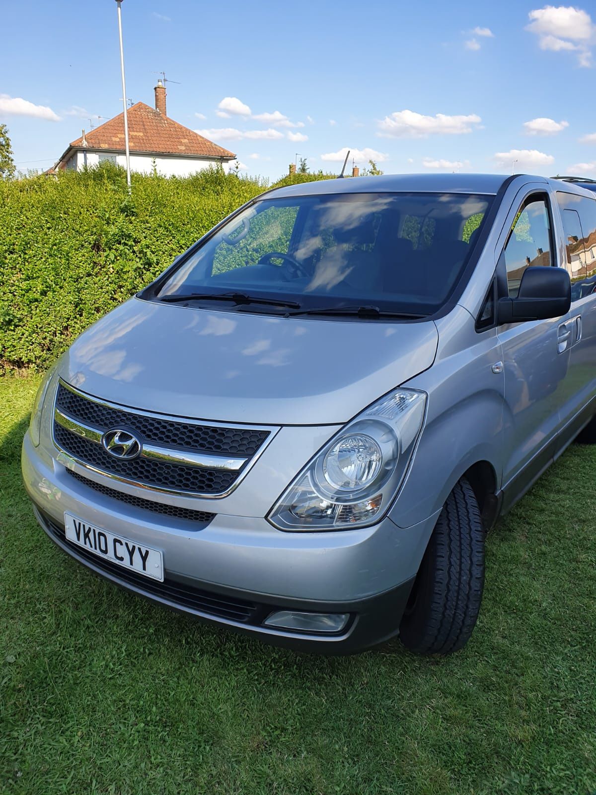 Dezmembrez Hyundai h1 2012 , mașină completă