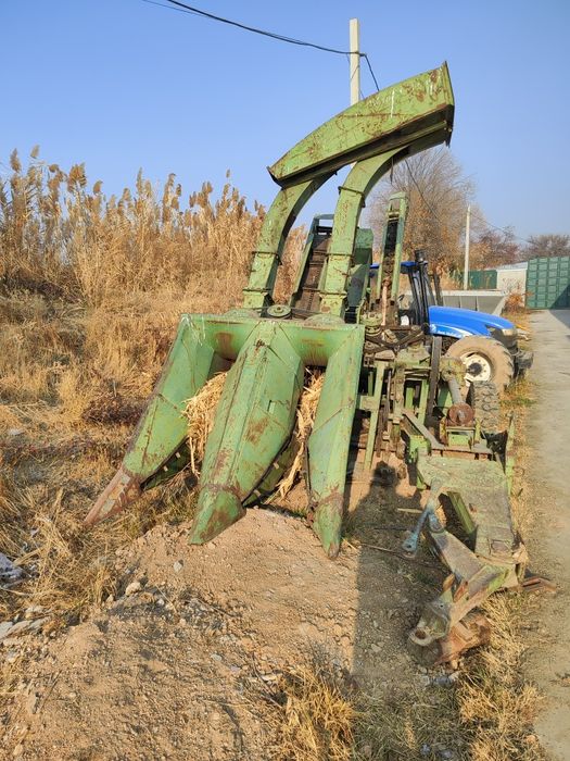 Макка орадиган комбайн"Херсон 7" Сотилади.