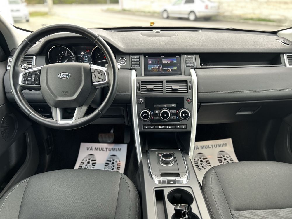 Land Rover Discovery!