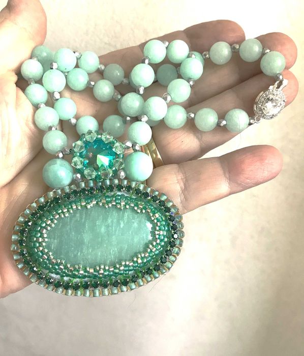 Colier handmade cu amazonit caboson si pietre de amazonit