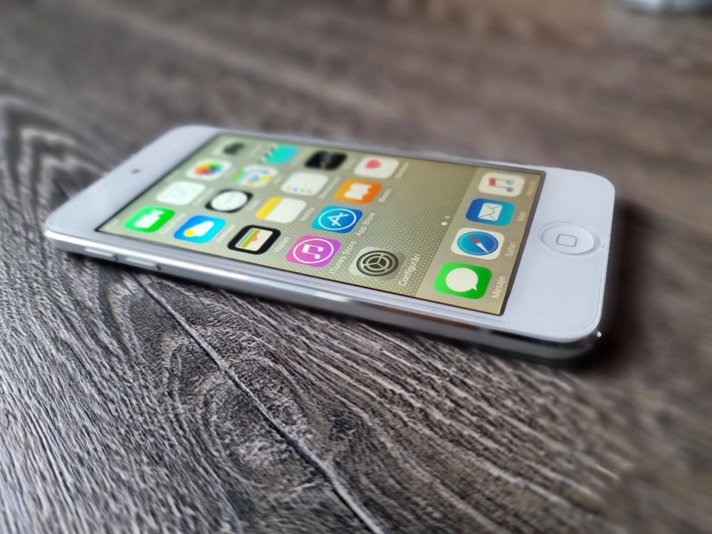 iPod Touch APPLE 5th gen ,impecabil