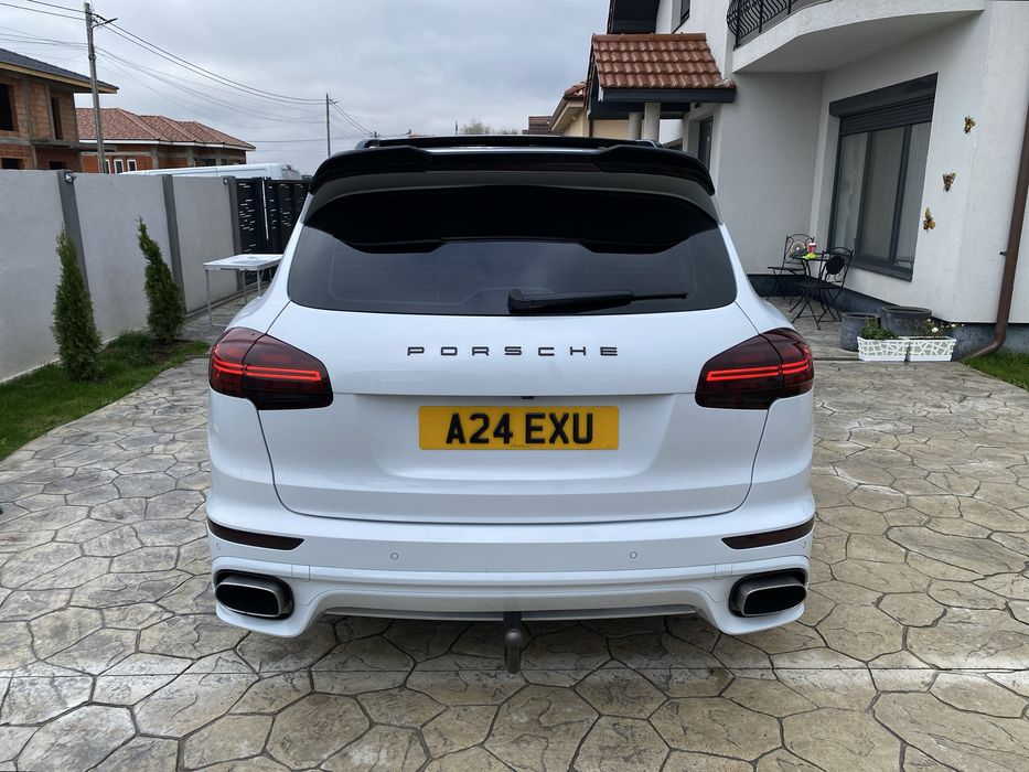 Porsche Cayenne 3.0D // 2015 facelift