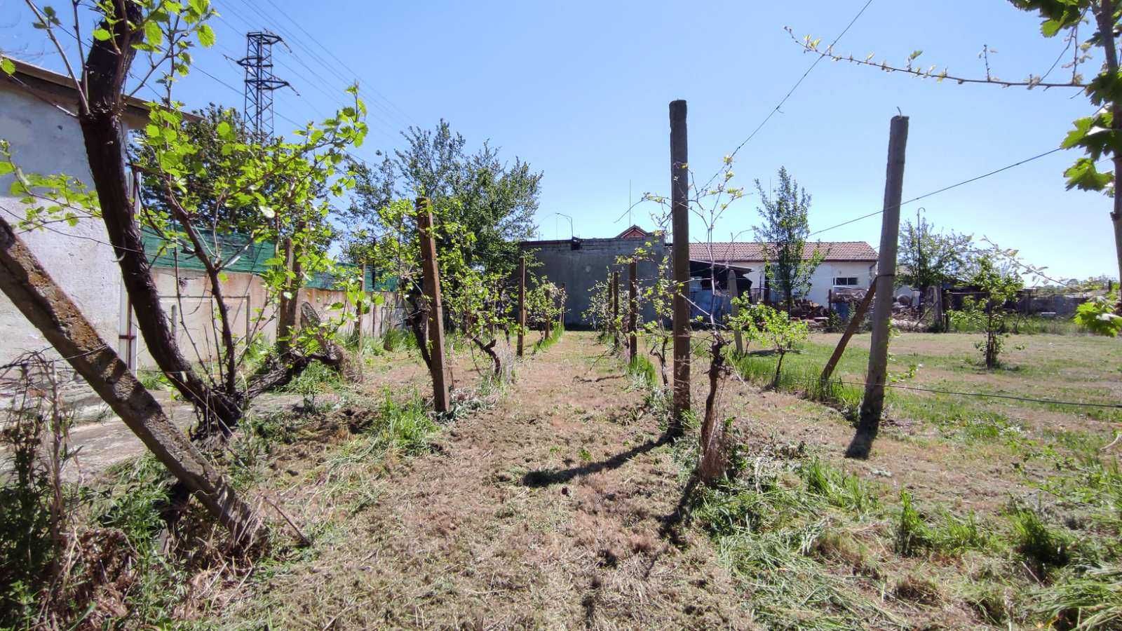 Продавам къща на село