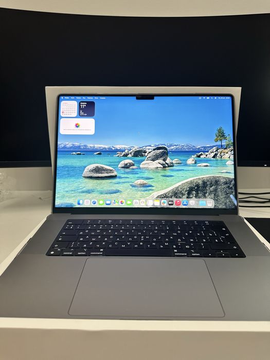 Срочно Продам macbook pro 16  батарея 96%