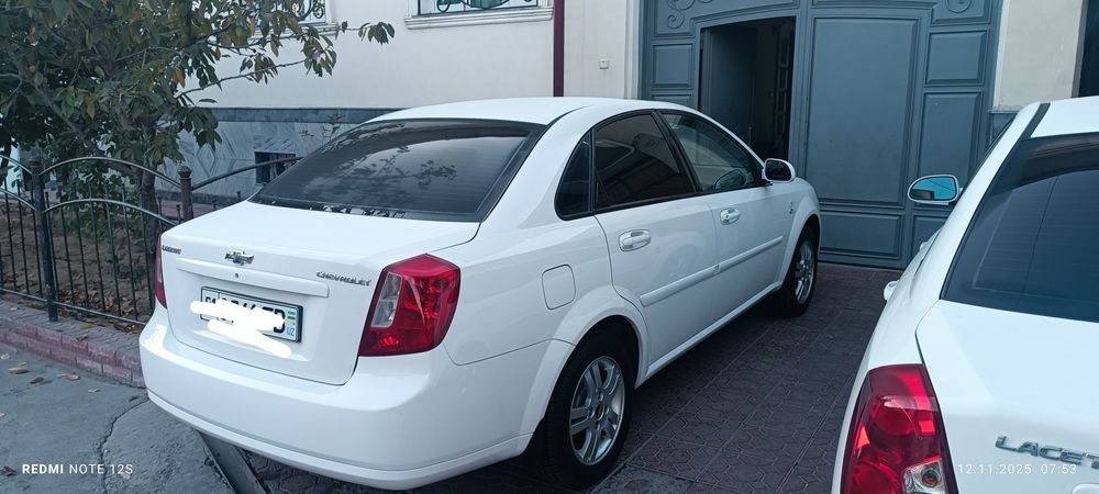 Lacetti ideal holatda