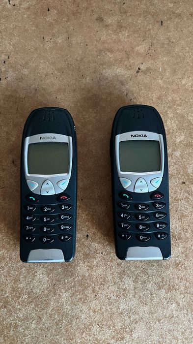 Nokia 6210 - telefon mobil