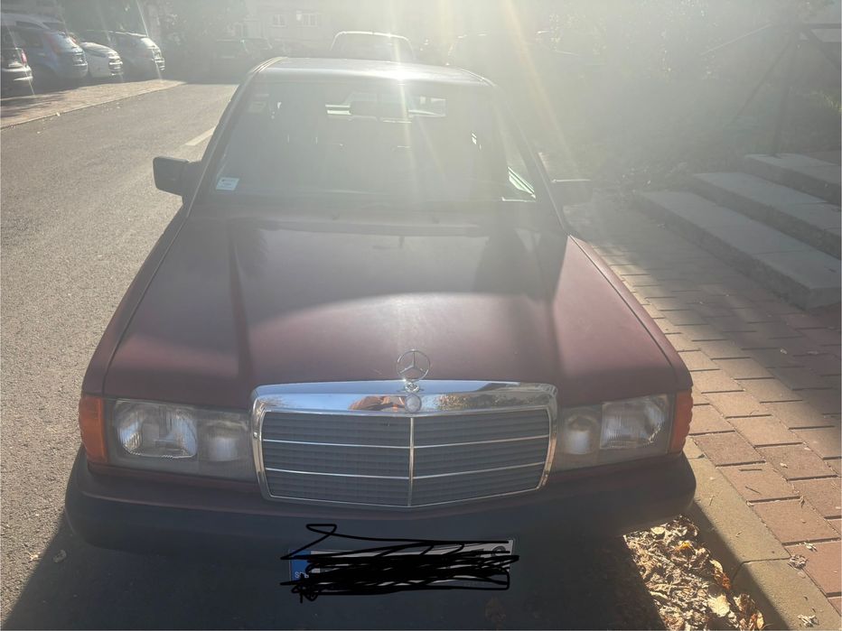 Mercedes Benz 190
