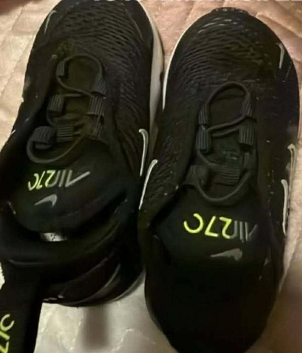 Vand adidadsi baieti si pantofiori fata