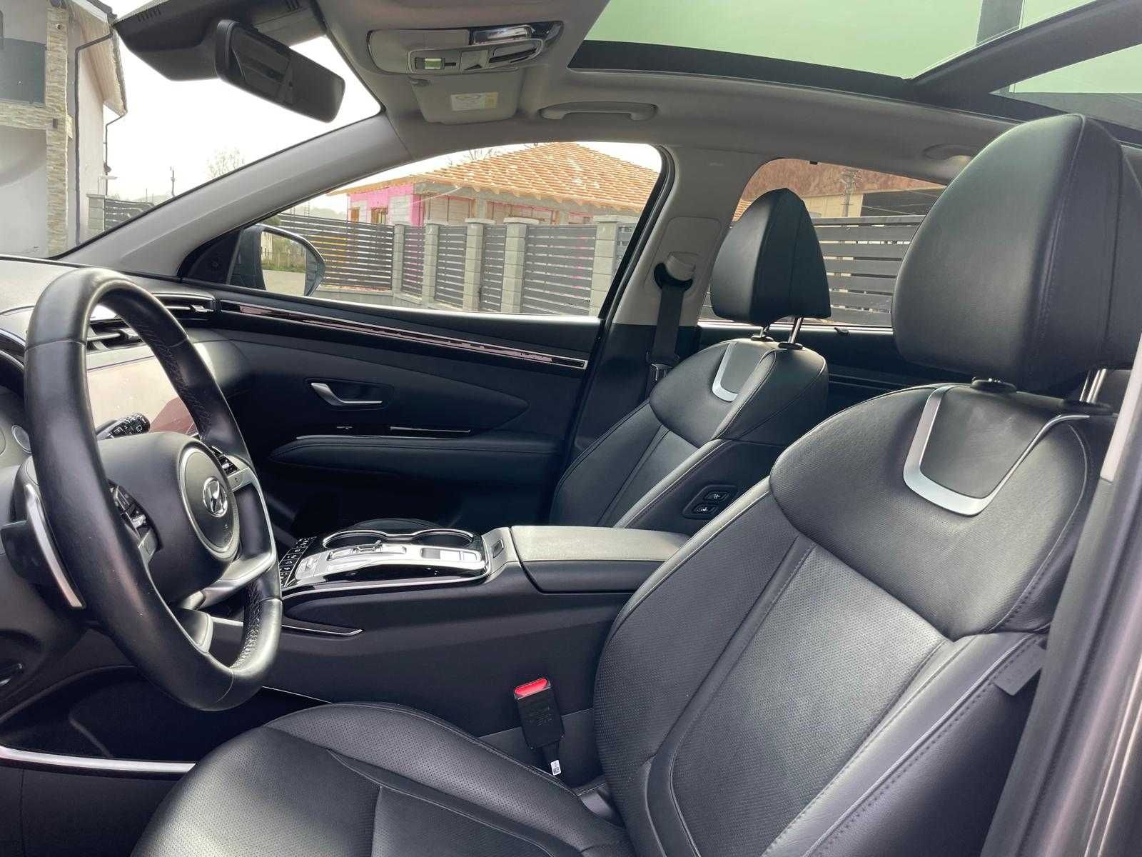 Hyundai Tucson 1.6 l Luxury MHEV 180 CP 4WD 7DCT