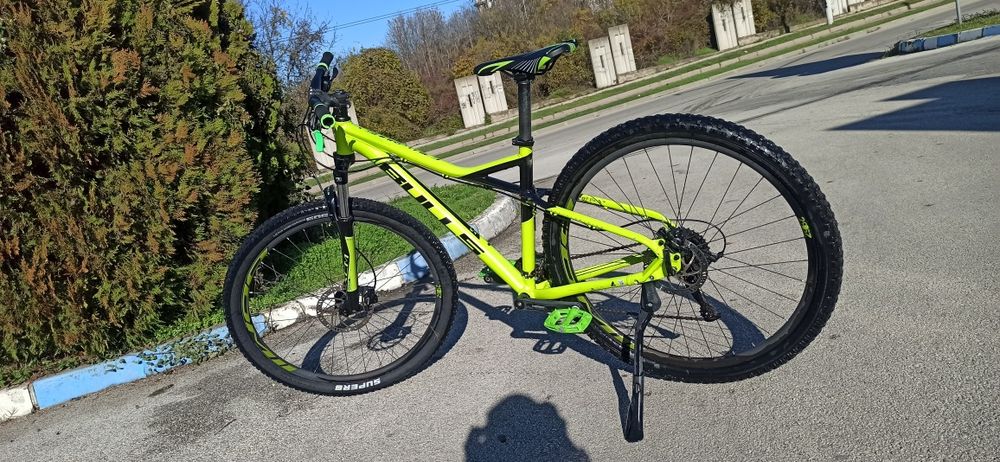 Велосипед 29 цола Bulls Sharptail 3 2023 3x9 Shimano ХИДРАВЛИЧНИ СПИР