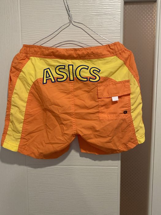 Оригинални младежки шорти Asics