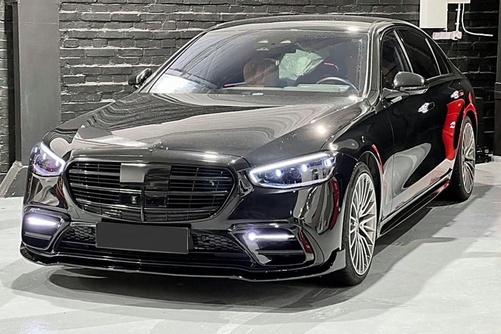 W223 Brabus пакет преден лип дифузьор накрайници спойлер LED