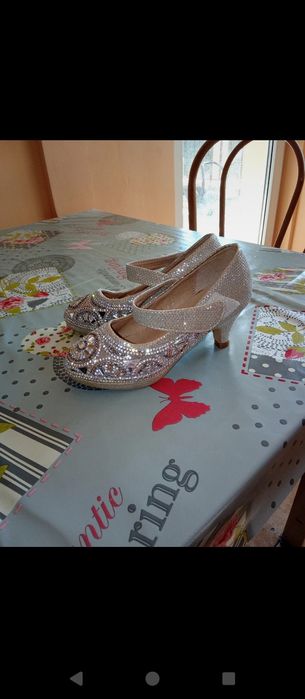 Pantofi eleganți fetiță