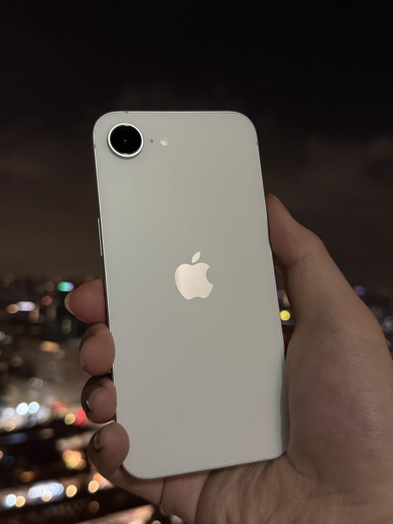 iPhone 16e 128 Гб