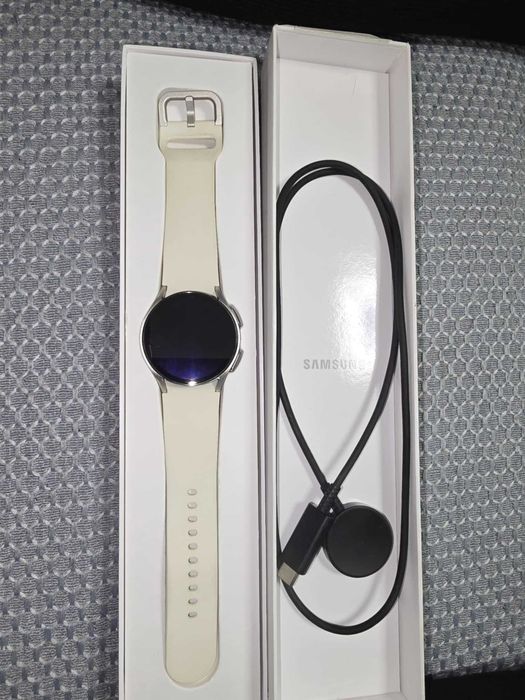 Samsung Galaxy Watch 6