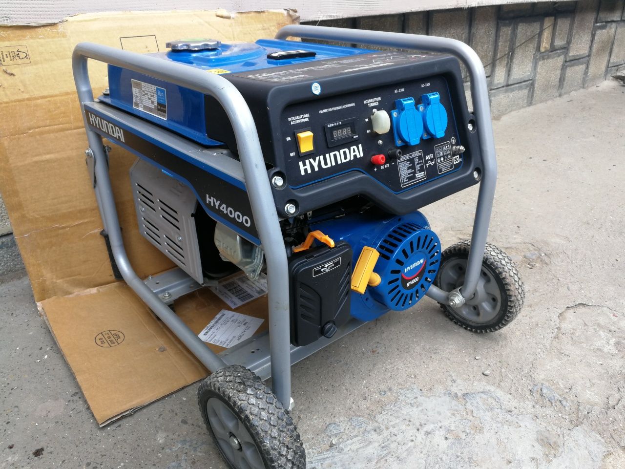 Generator de curent electric Hyundai.ideal pentru încrederea mașinilor