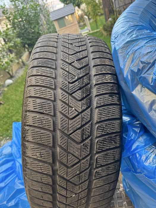 Anvelope de iarna Pierlli Scorpion Winter 255/50/20