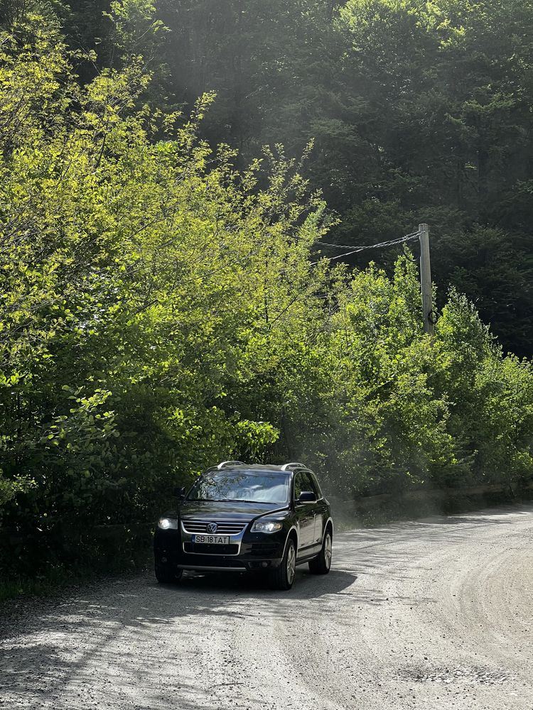 VW Touareg 2009 R line