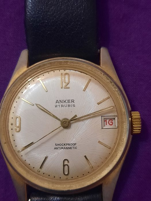 Ceasuri de mana functionale de la 100 lei