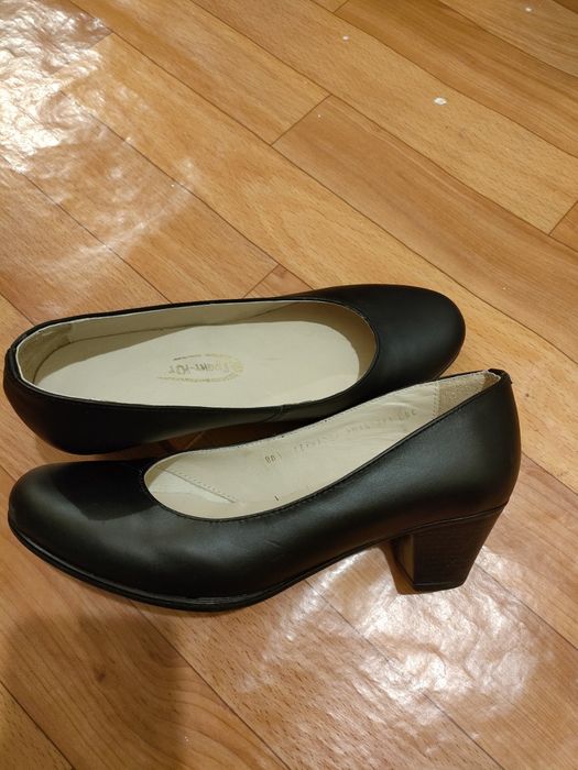 Продаю туфли военные