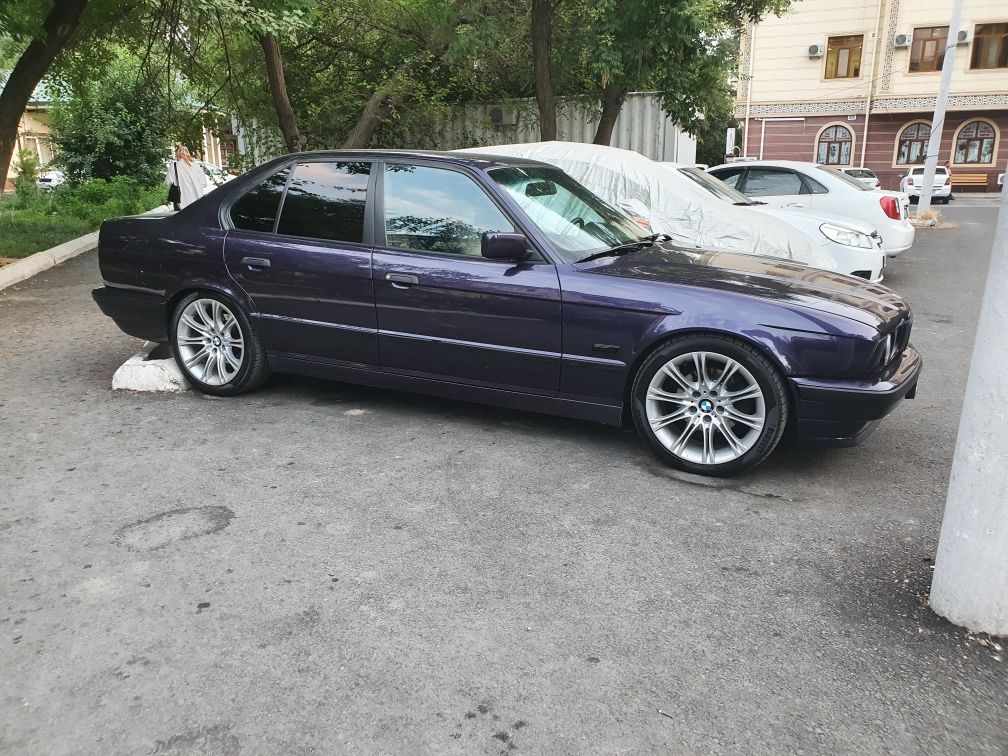 BMW E34 525 Restaling M50b25  продаётся