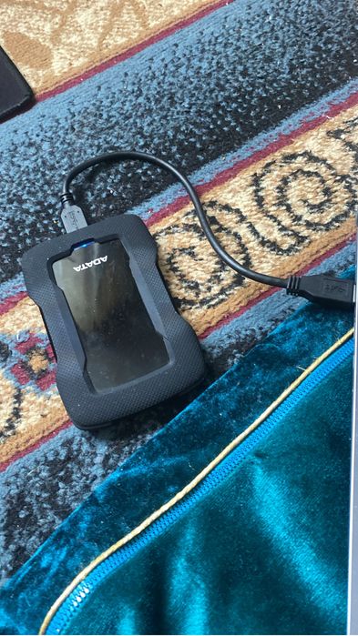 Внешний жесткий диск 1 ТБ (100%)