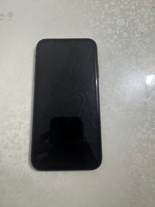 iphone 11 c гаратией